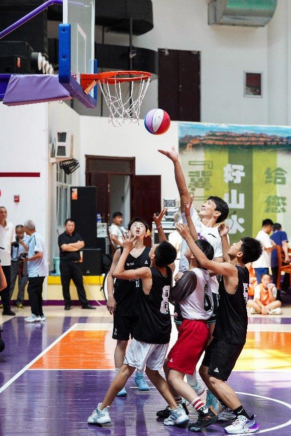 成年人是否可以通过篮球训练改善身高_2